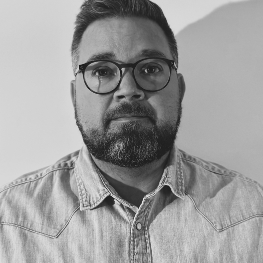 Porträttbild på Jonas Ragneby, VD för Stillströms
