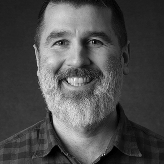 Porträttbild på Stefan Timbus från INVID